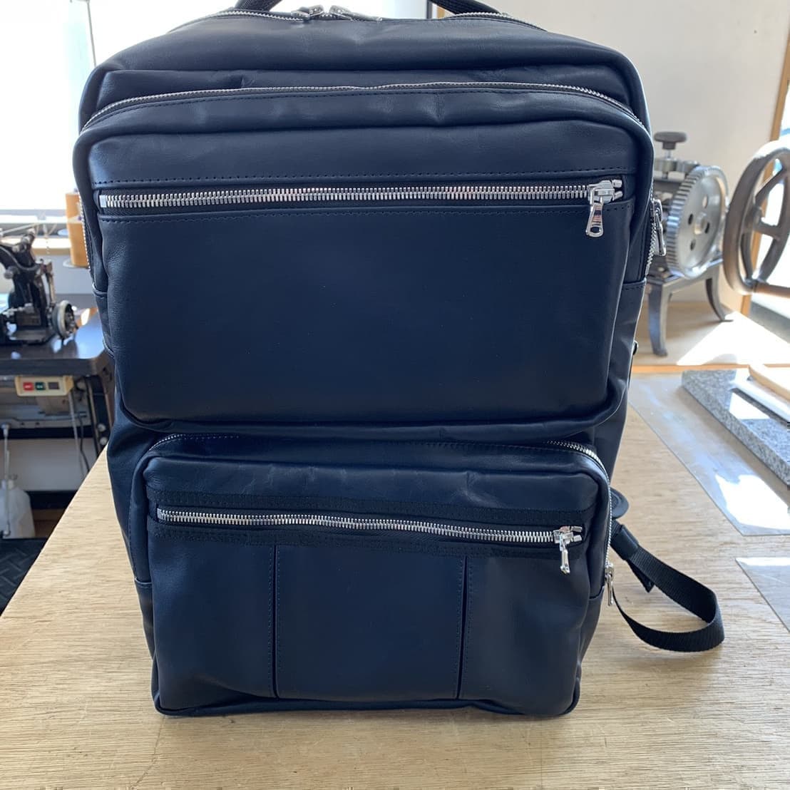 レザーバックパック