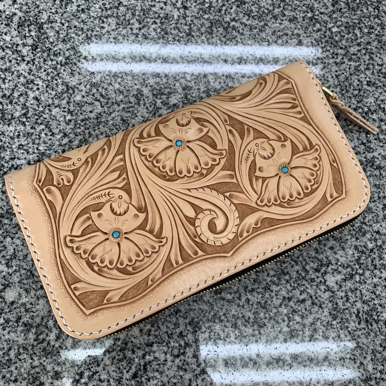 レザーカービングウォレット